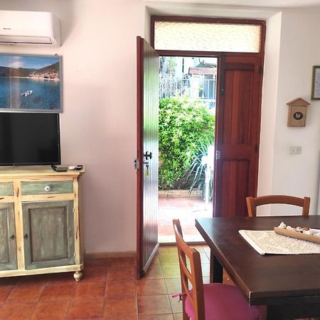 Casa Goletta Soggiorno Per 4 A 2 Minuti Dalla Spiaggia Iunq0334 Кала-Гононе Экстерьер фото